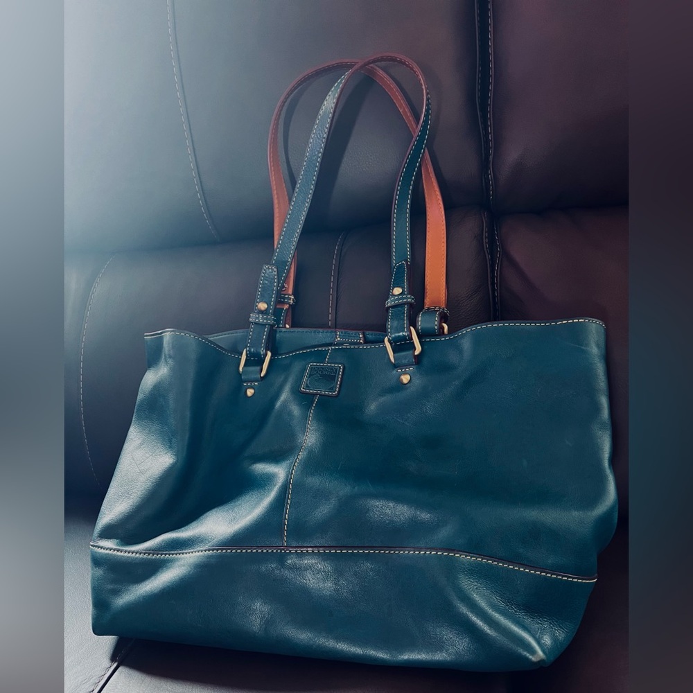 Dooney & Bourke Florentine East West Chelsea in Denim